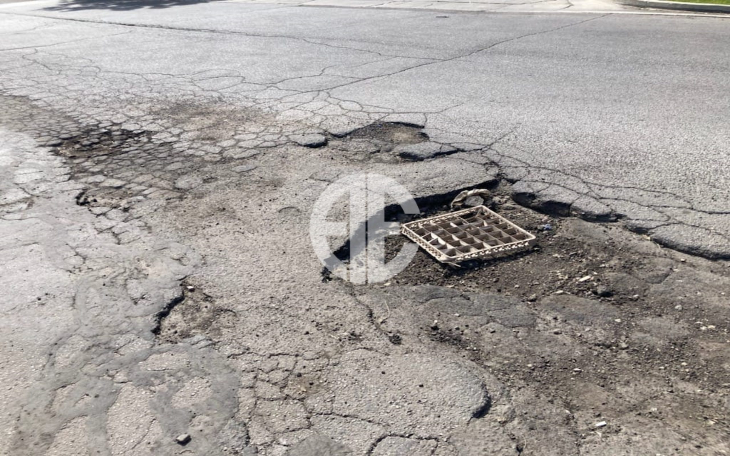 ECONOMIC ASPHALT PRESERVATION TECHNIQUES